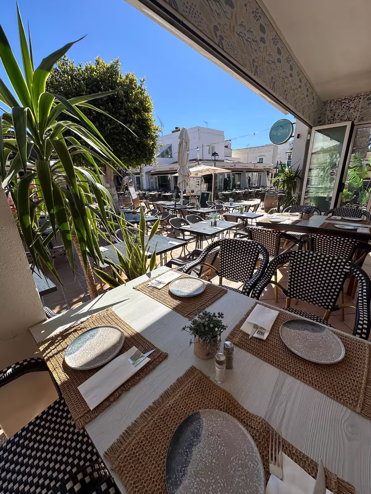 Terraza de Restaurante Regina en Cala d'Or